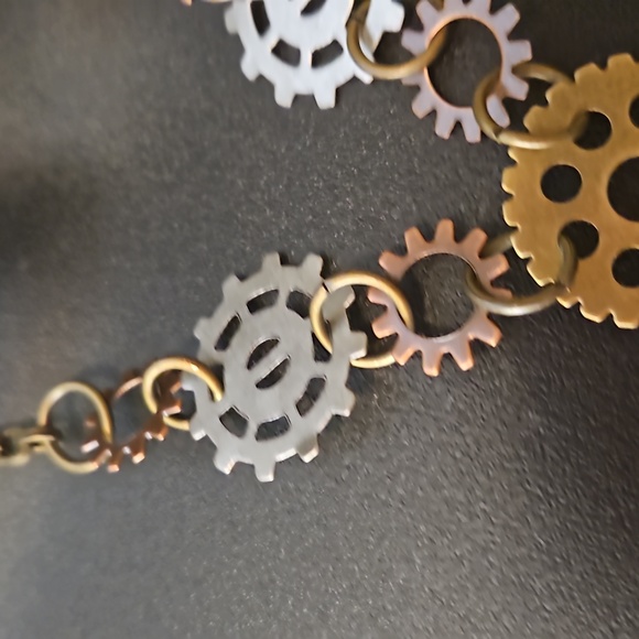 Strong Hand at the Wheel, Gears n Stuff 19" and more Necklace - Picture 5 of 9